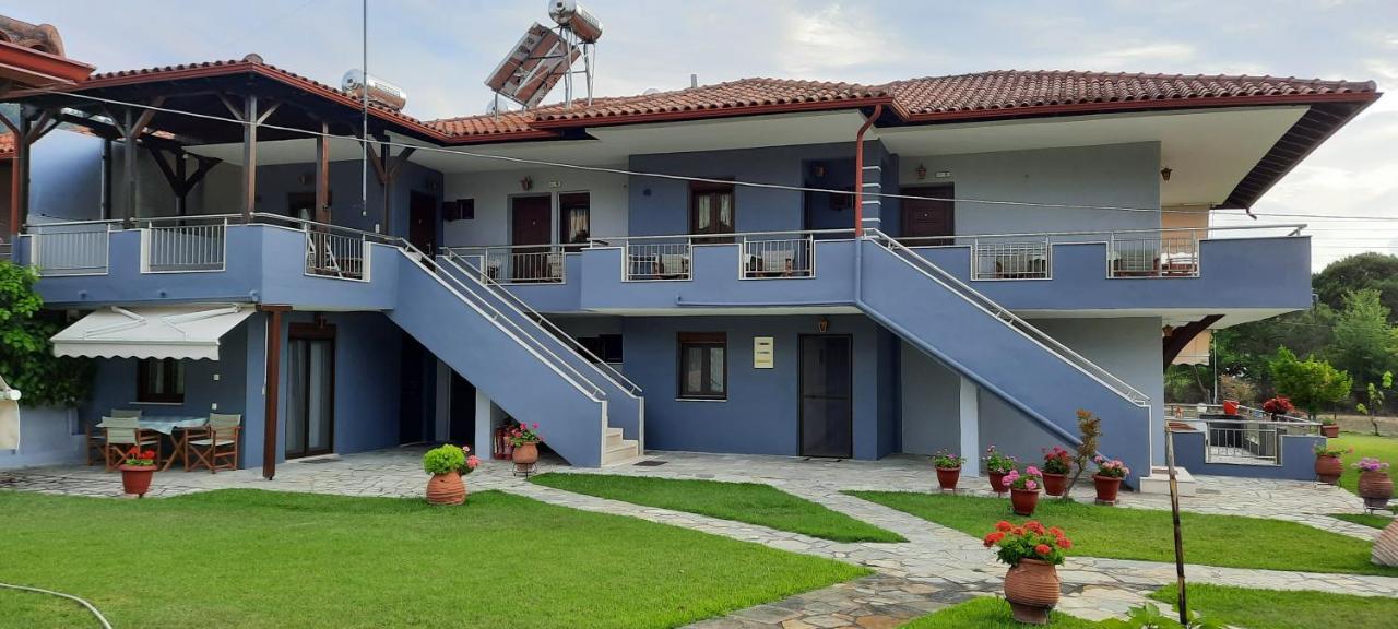 Maria - Pavlos Studios And Apartments Vourvourou Exterior photo
