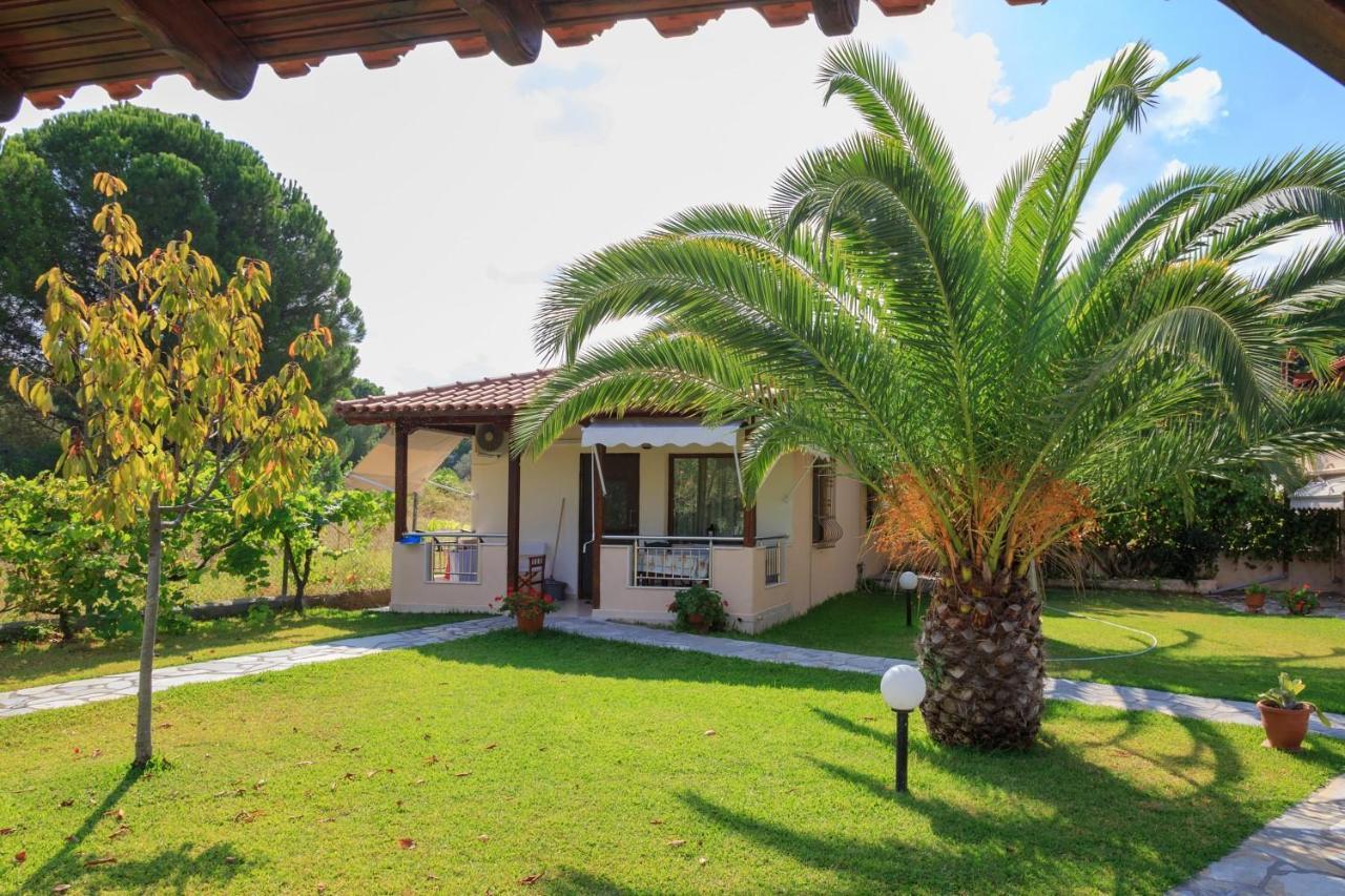 Maria - Pavlos Studios And Apartments Vourvourou Room photo